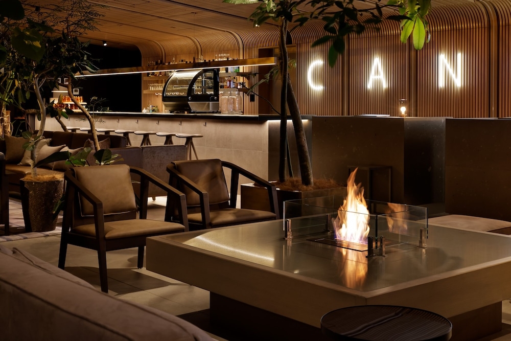 ロビーラウンジ