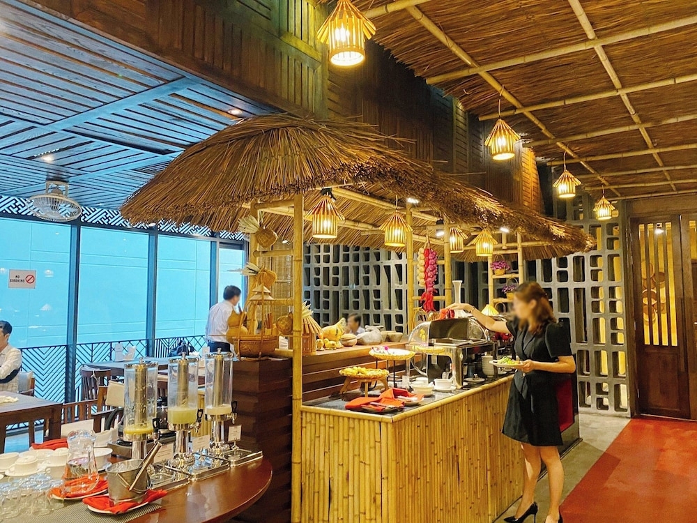 朝食ビュッフェ