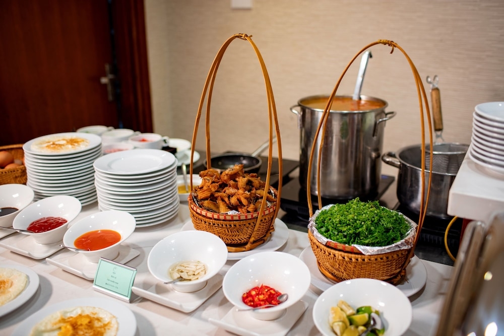 朝食ビュッフェ