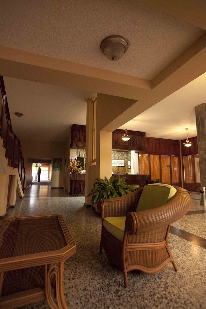 ロビー応接スペース