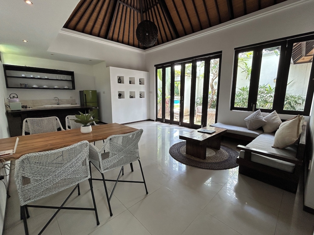 リビング エリア