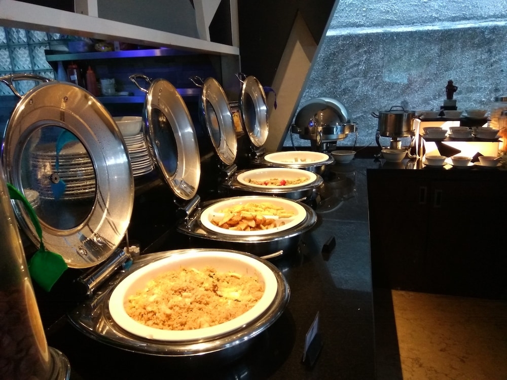 朝食ビュッフェ