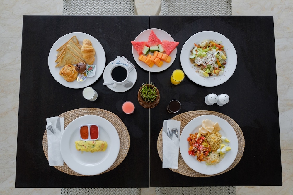 朝食ビュッフェ