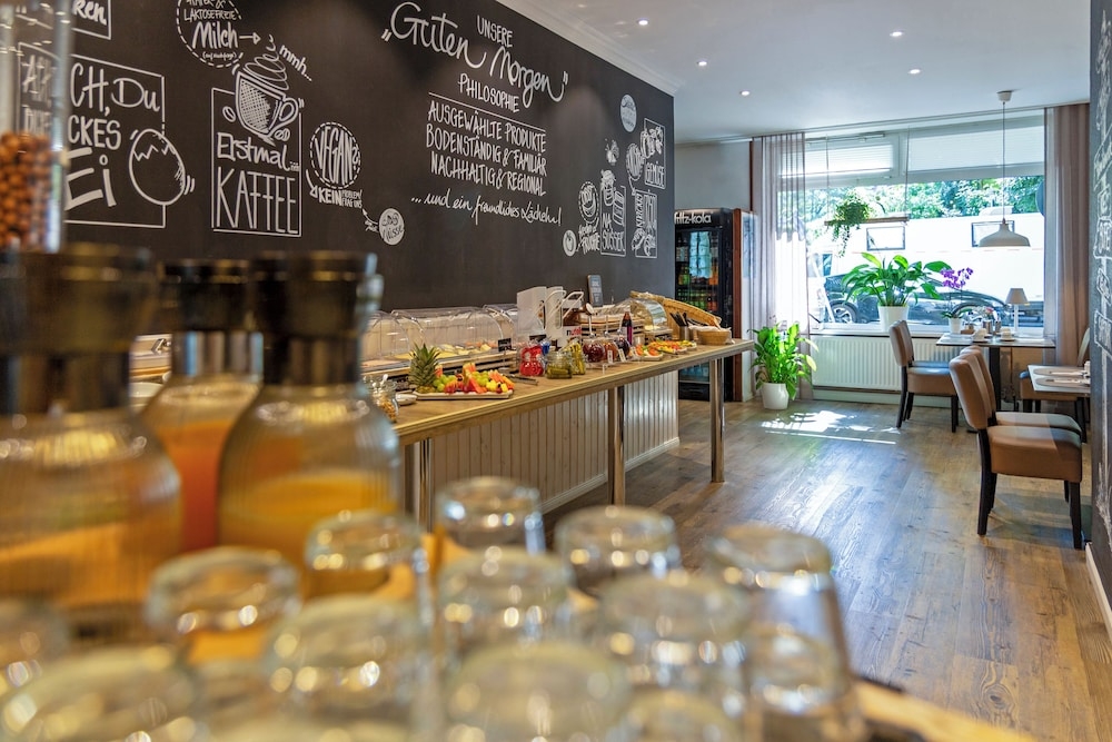 朝食ビュッフェ