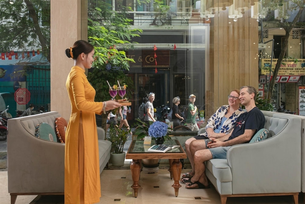 ロビー応接スペース