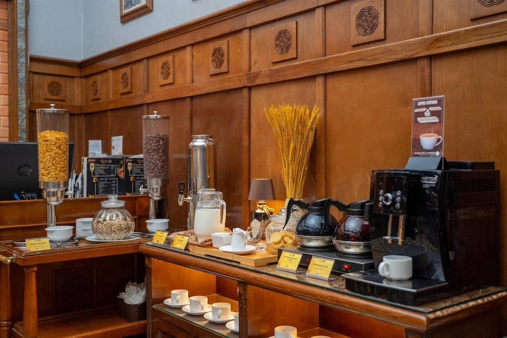 朝食ビュッフェ