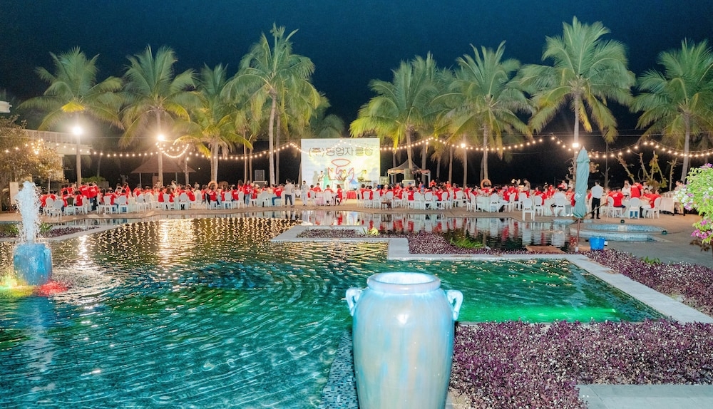 屋外バンケット スペース