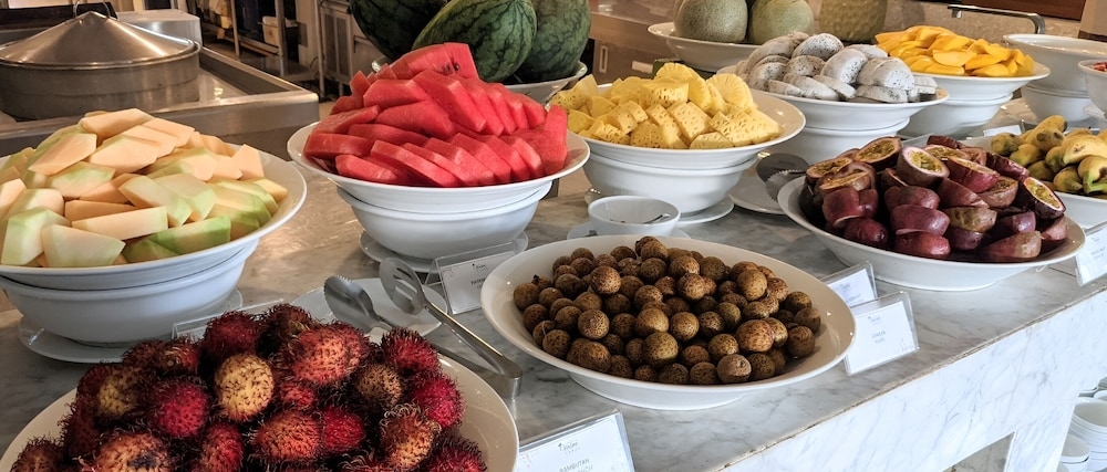 朝食ビュッフェ