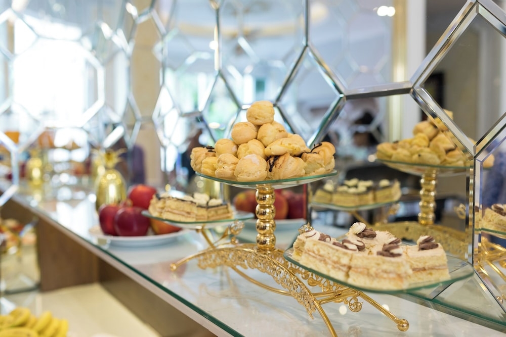 朝食ビュッフェ