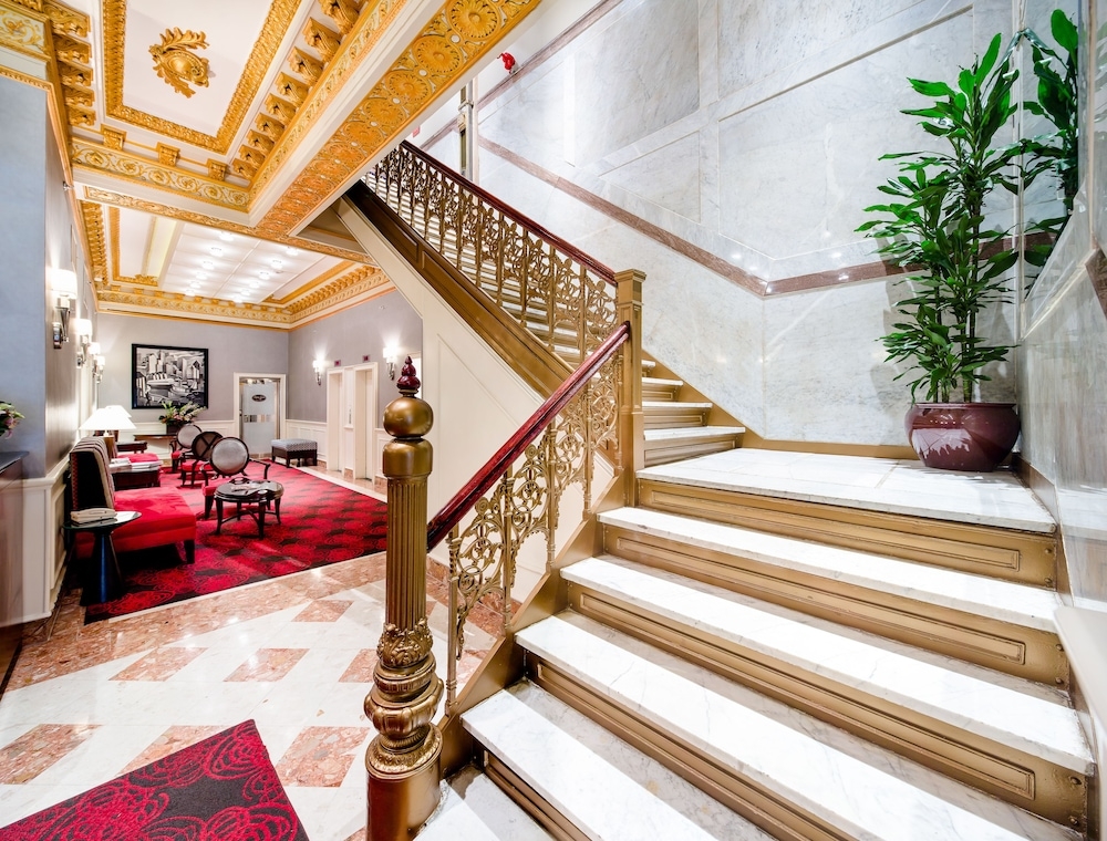 ロビーラウンジ