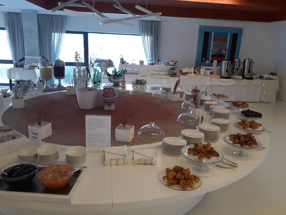 朝食ビュッフェ