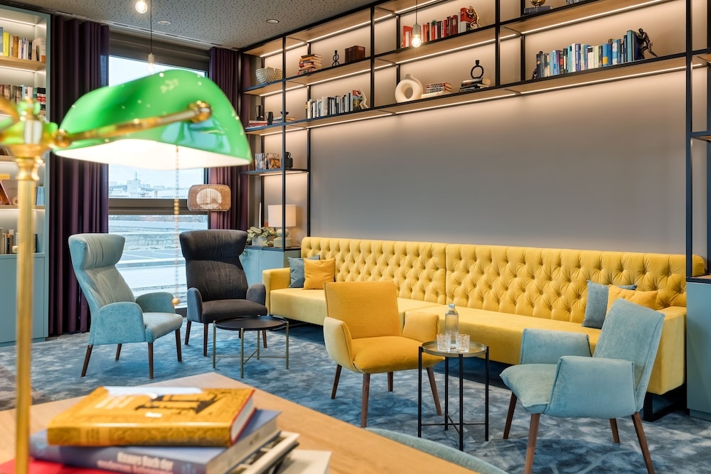 内部エントランス