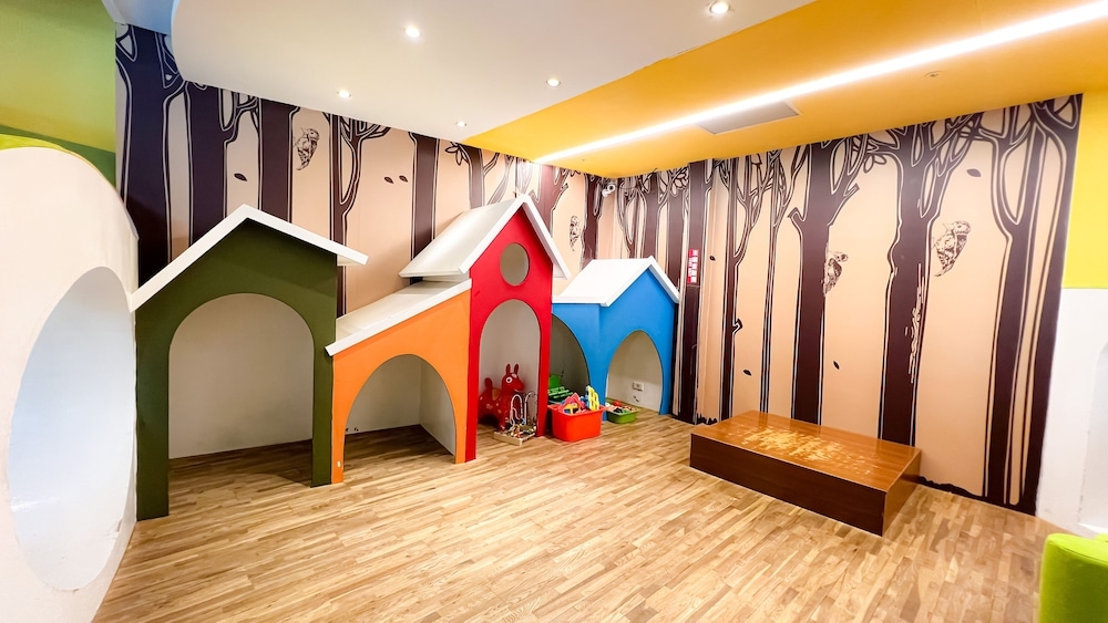 子供用の遊び場 - 屋内
