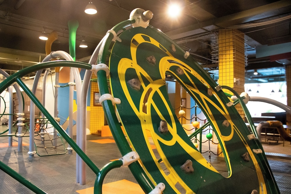 子供用の遊び場 - 屋外