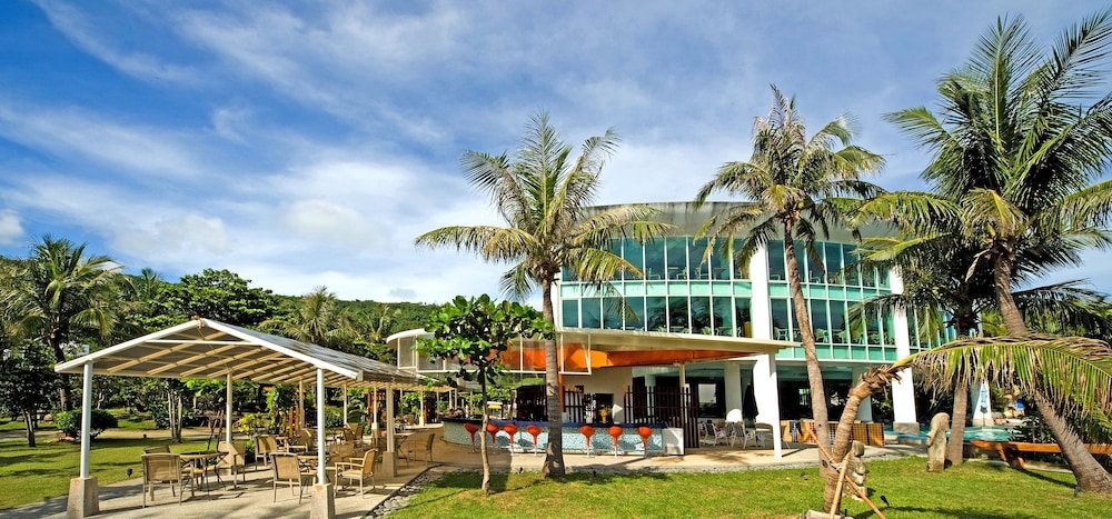 プールサイドバー