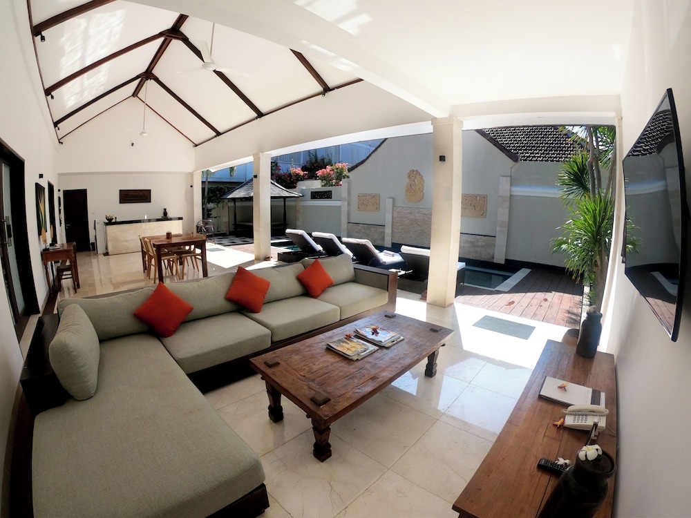 リビング エリア