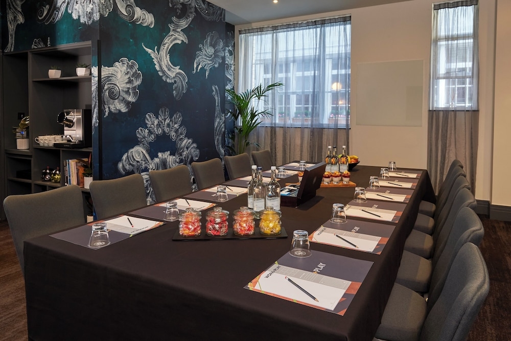 ショッピングモール