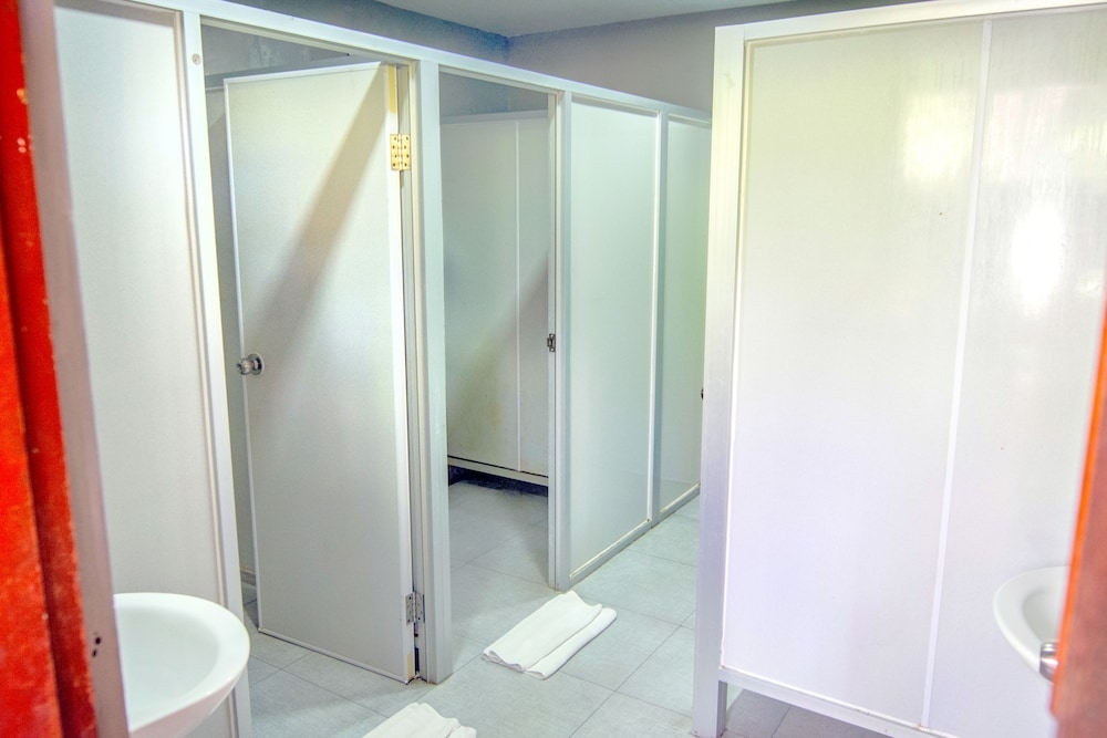 バスルームのシャワー