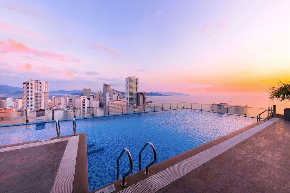 インフィニティ プール