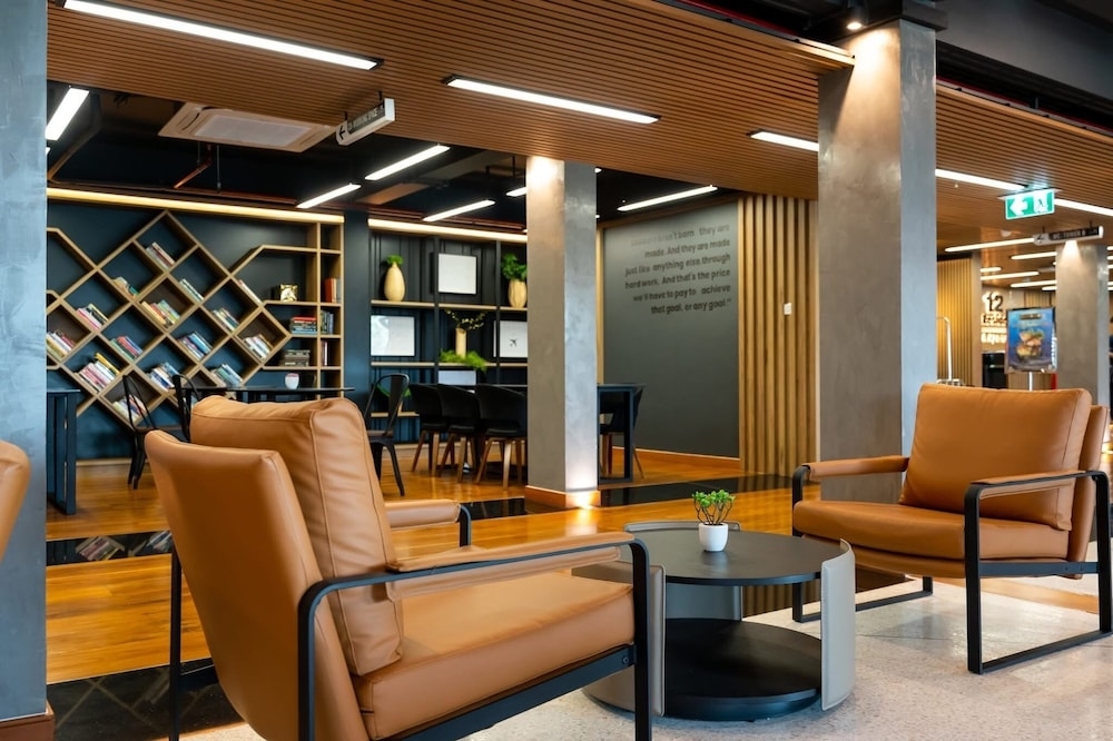 ロビーラウンジ