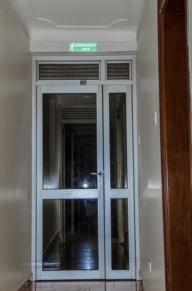 内部エントランス