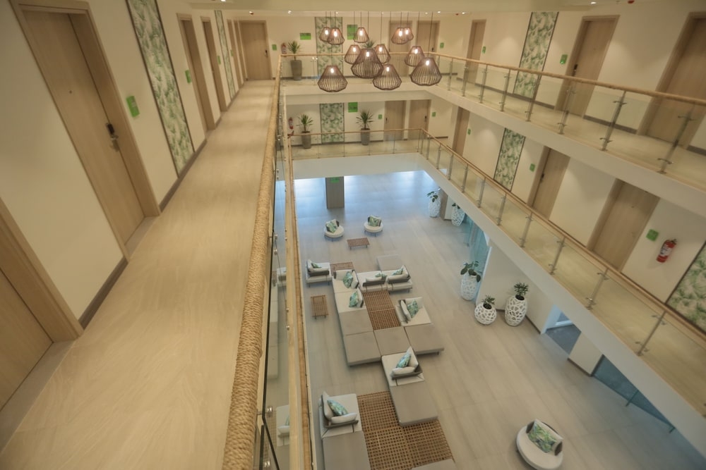 ロビーラウンジ