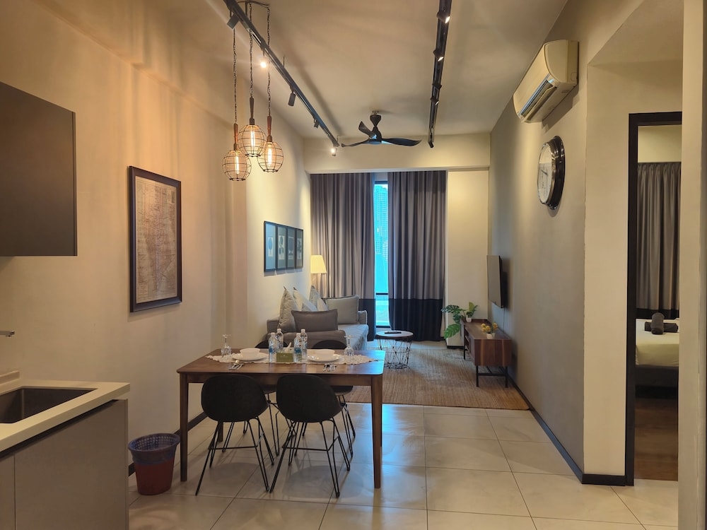 ダイニングルーム