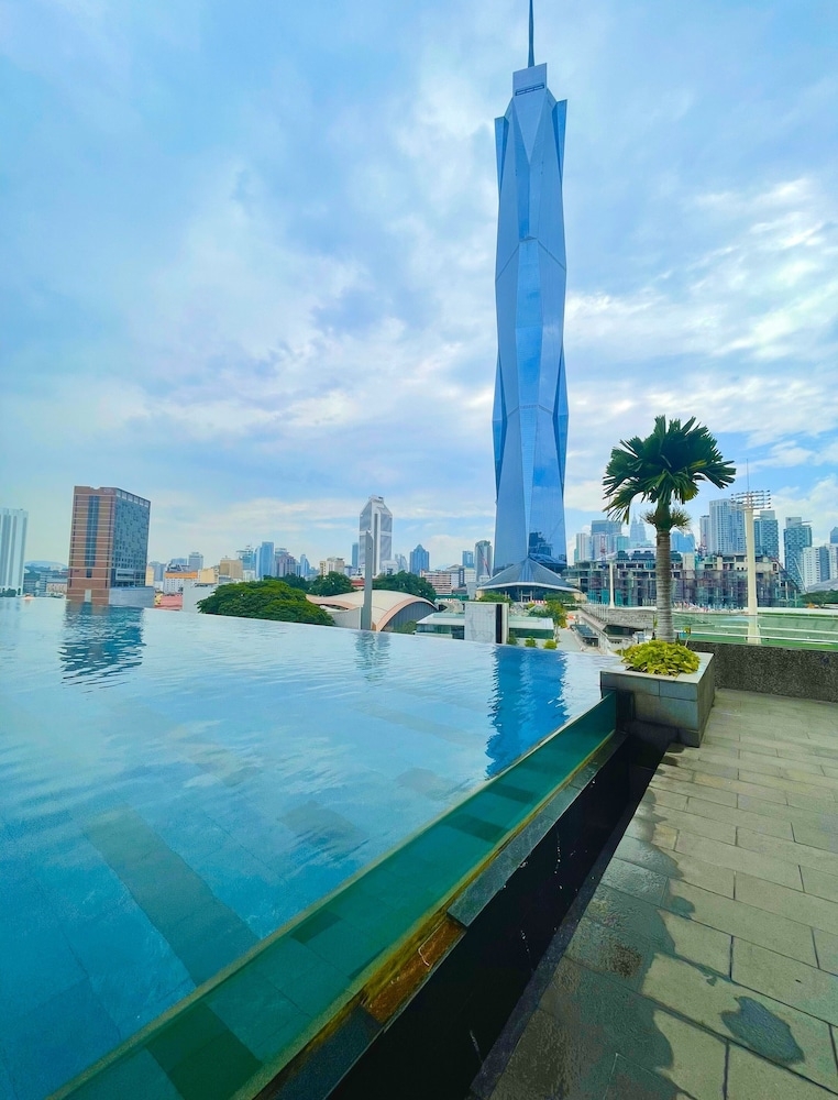 インフィニティ プール