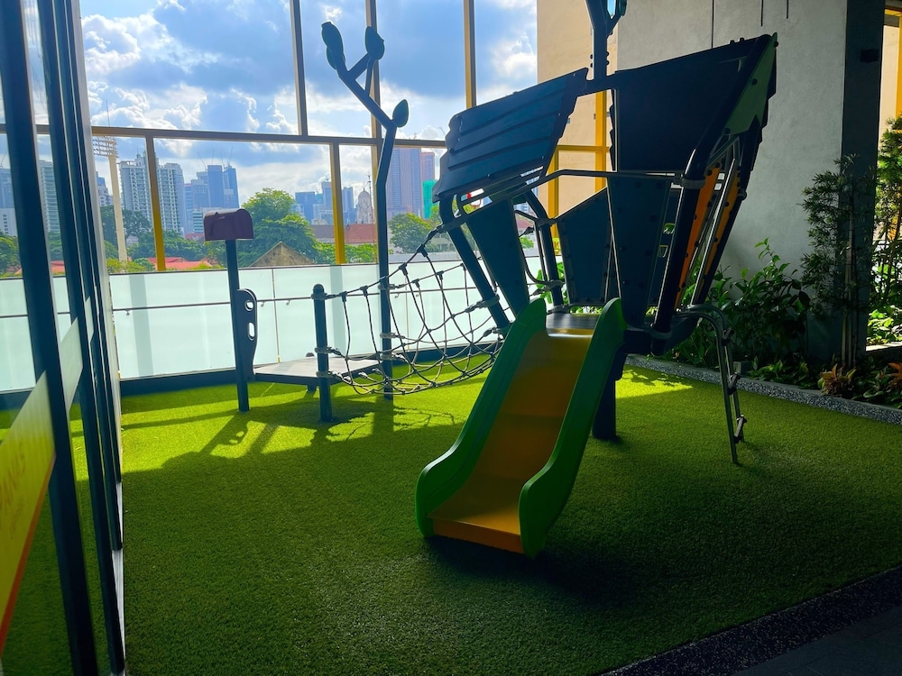 子供用の遊び場 - 屋内