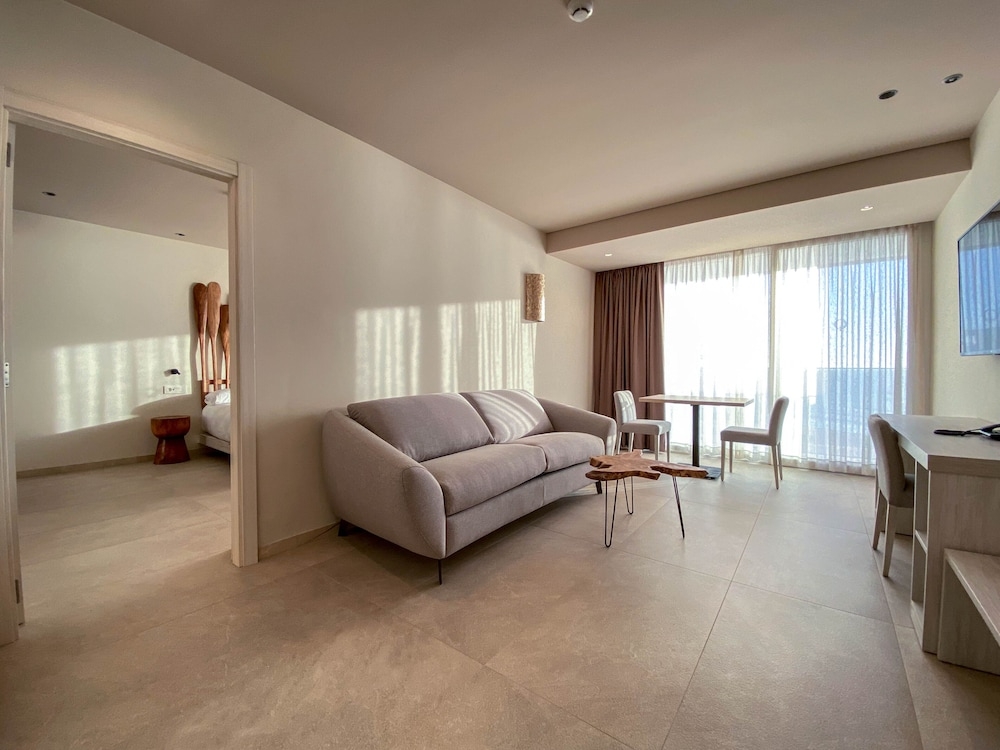 リビング エリア