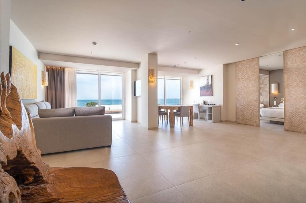 リビング エリア