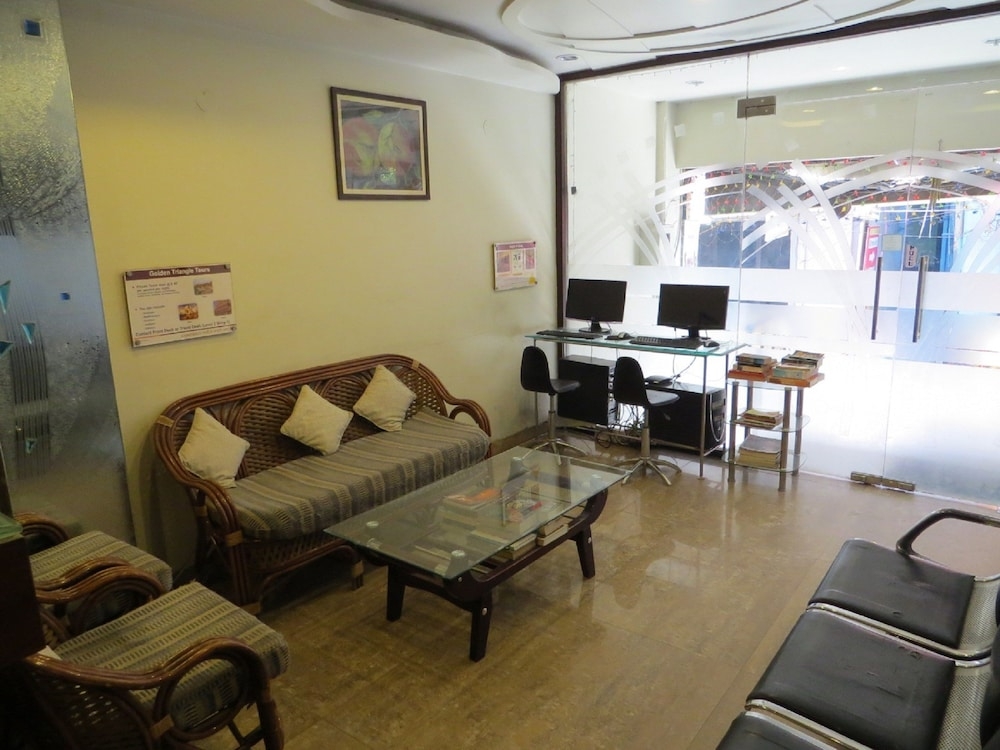 内部エントランス