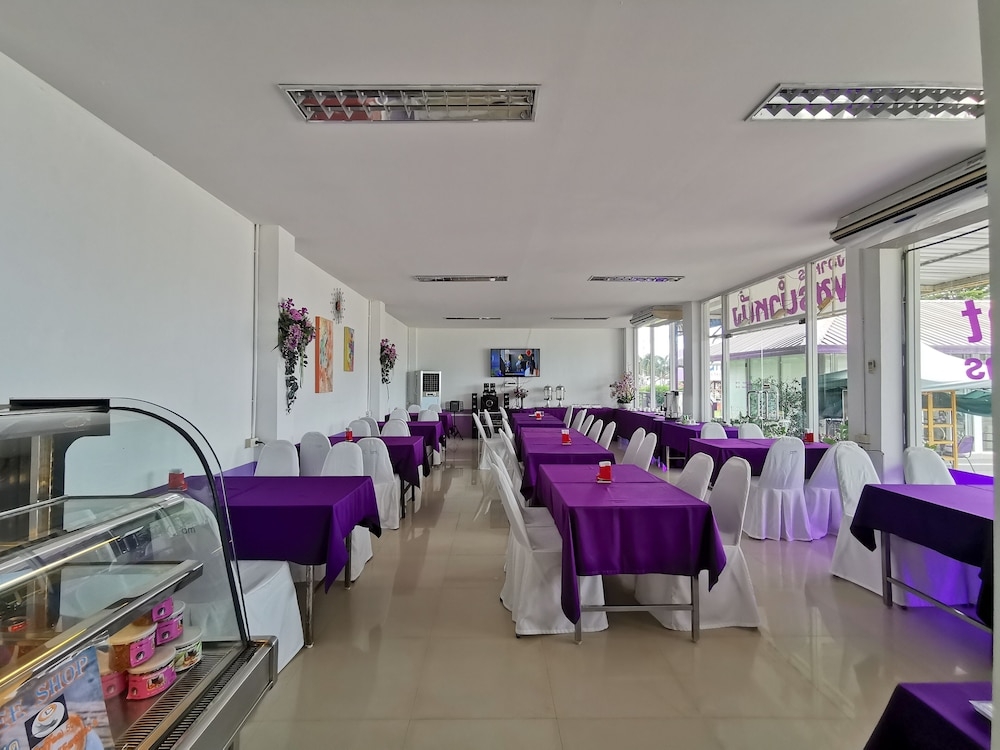 ロビー応接スペース