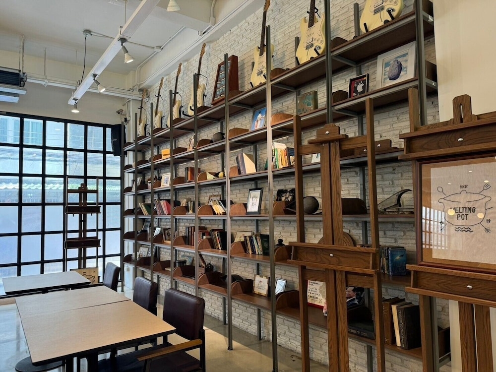 ロビーラウンジ