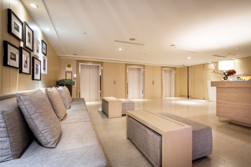 ロビー応接スペース