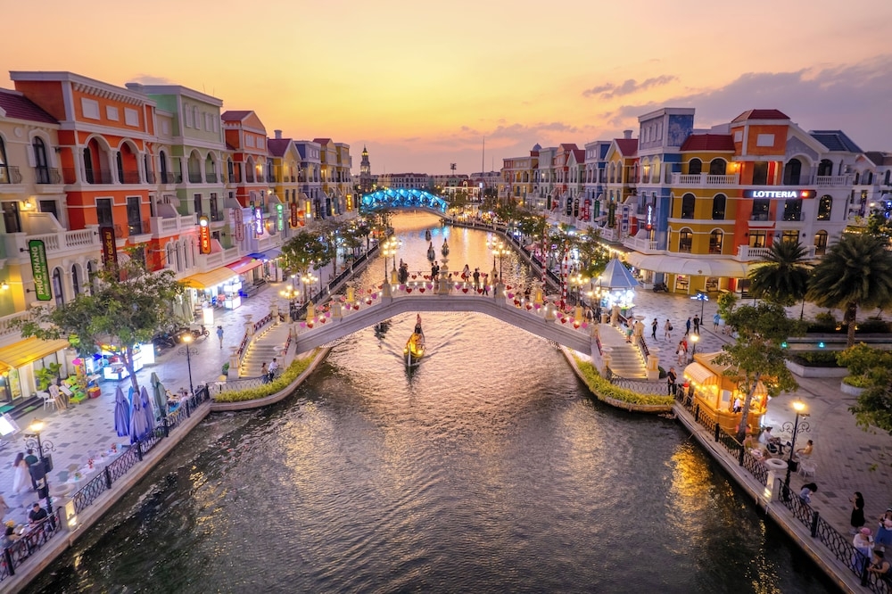 ショッピングモール