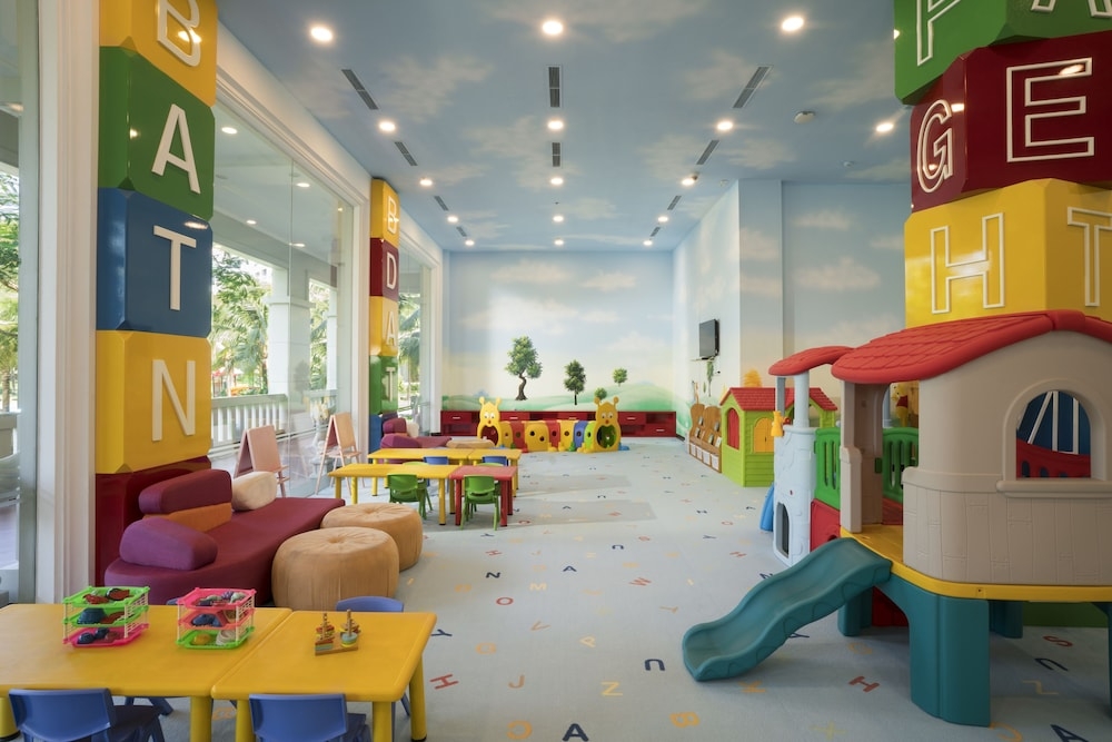 子供用の遊び場 - 屋内