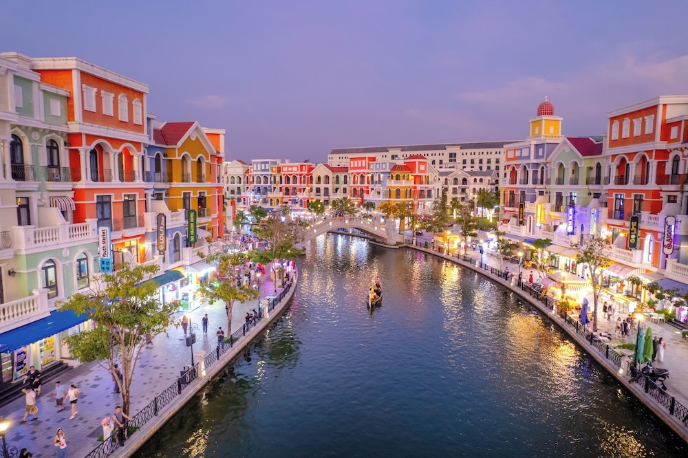 ショッピングモール