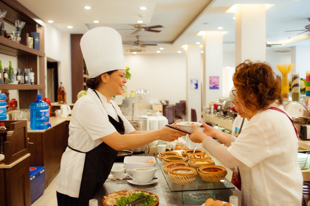 朝食ビュッフェ