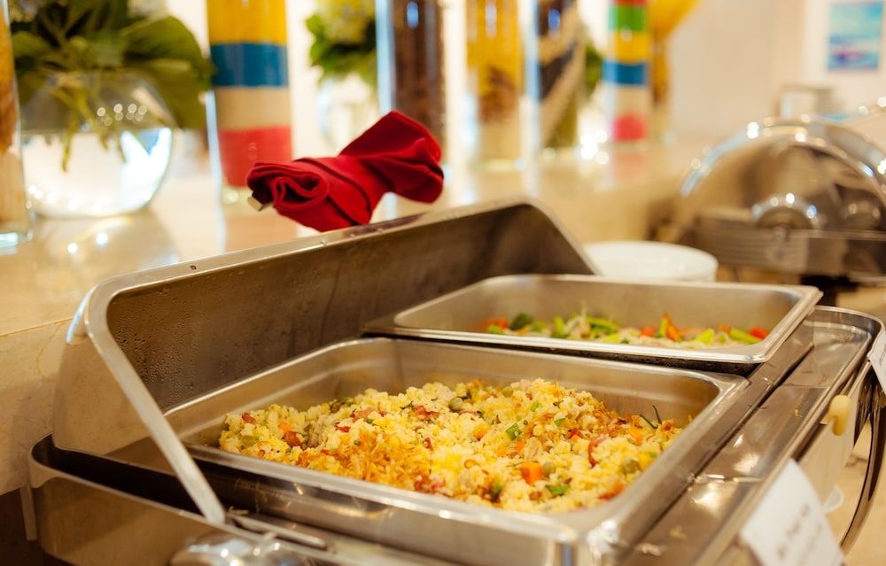 朝食ビュッフェ