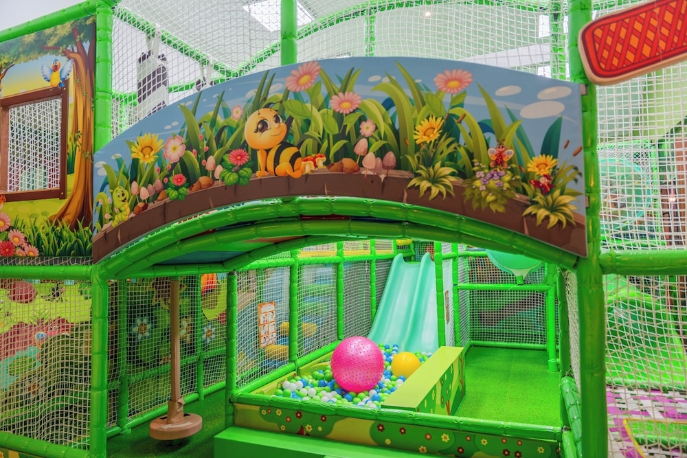 子供用の遊び場 - 屋内