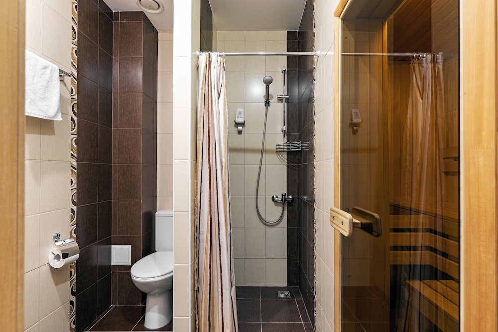 バスルームのシャワー