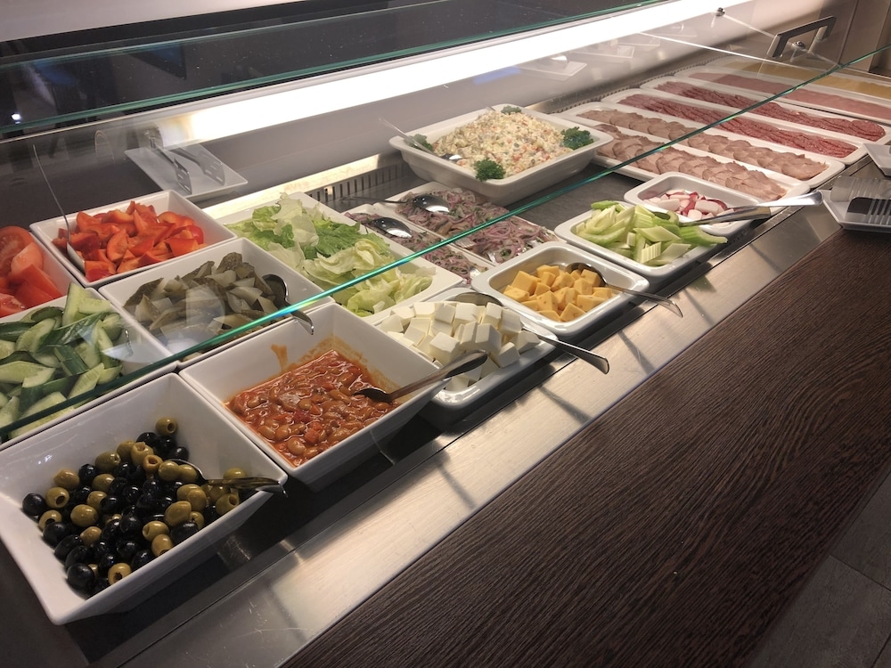 朝食ビュッフェ