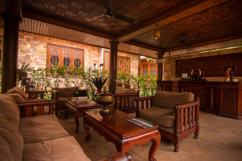 ロビー応接スペース