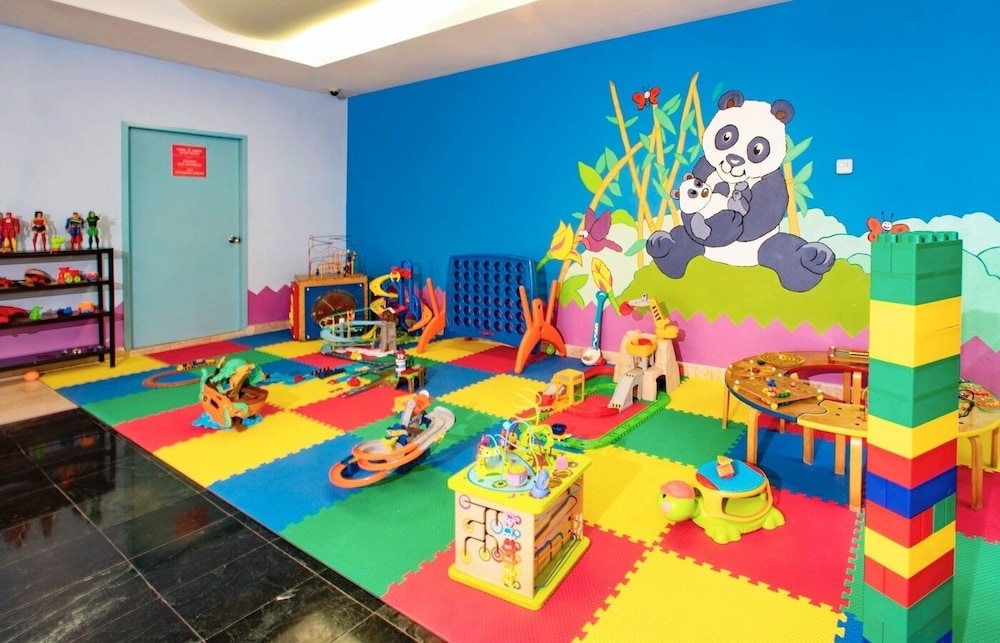 子供用の遊び場 - 屋内