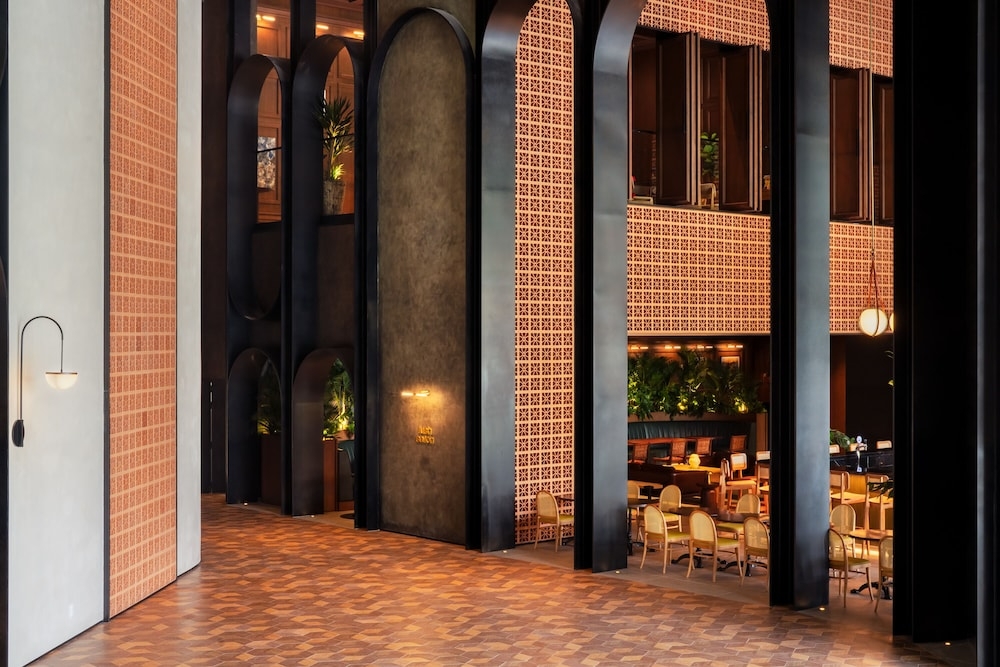 ロビーラウンジ