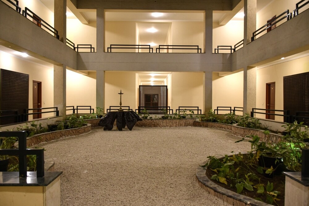 ロビーラウンジ