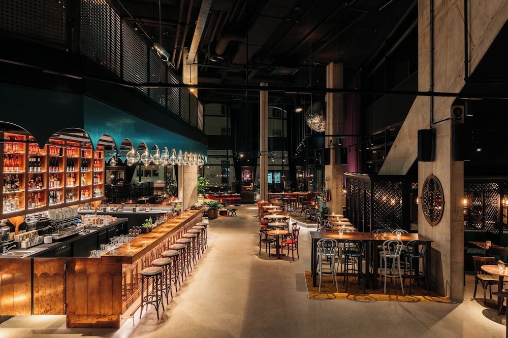 ロビーラウンジ