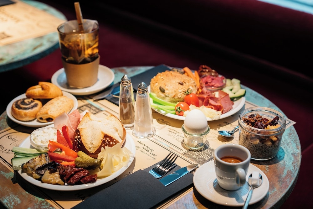 朝食ビュッフェ