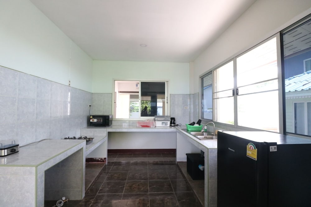 客室内のダイニングエリア